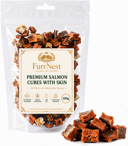 Salmon cubes with skin for - with,