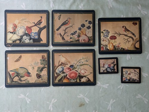 Vintage shabby chic - shabby, old