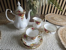 Royal Albert Old Country Roses