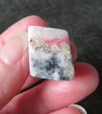 ULTRA  RARE TUGTUPITE (9.4