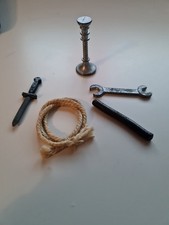 Cluedo Waddingtons 1965 Original Vintage Weapon Pieces Spares (Missing Revolver)