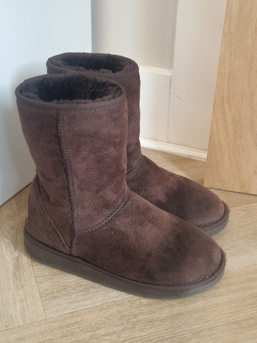 Super comfy brown - comfy, short