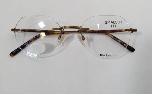 Specsavers titanium lite 513 - specsavers,