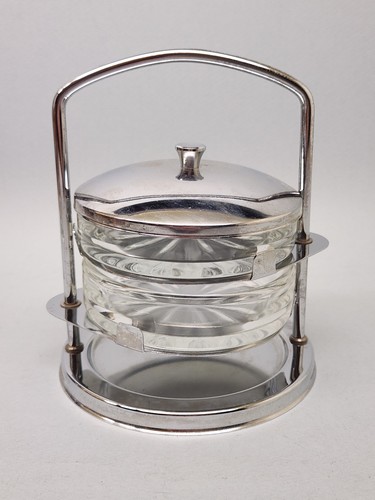 Two layered swivel - layered, condiment