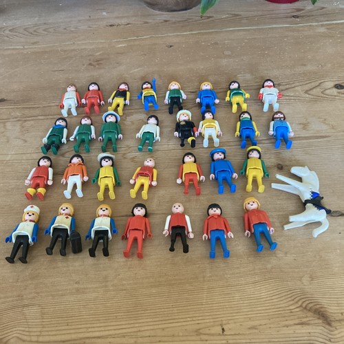 Vintage playmobil figures 30 - x,
