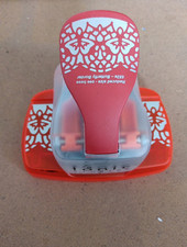 Tonic Studios 682e Butterfly Border Punch. 