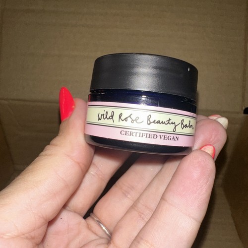 Vegan wild rose beauty - vegan,