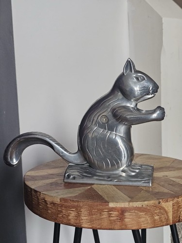 Vintage retro kitsch - , cast