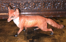 Beswick Small Fox Standing