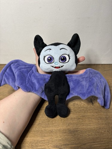 Disney vampirina vee as - vee,