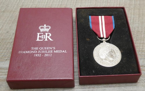 Genuine queen diamond - queen's,