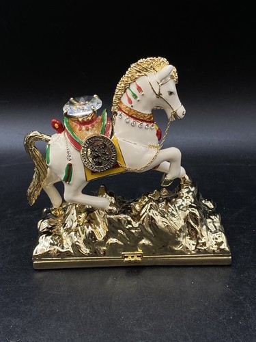 Hinged trinket box fancy - hinged,