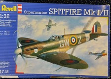 Revell 1/32 scale Supermarine Spitfire Mk I/II model kit (04715) in sealed bags 