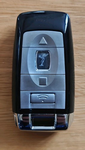 Rolls royce smart - royce, button