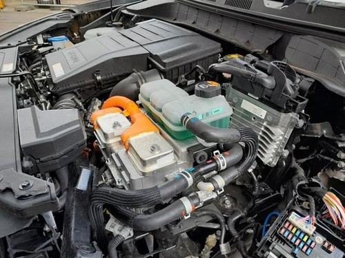 Engine without attachments