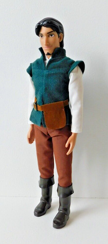 Disney store tangled flynn - disney,