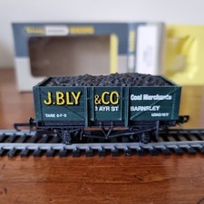 Tri-ang Wrenn W5000 Coal Wagon