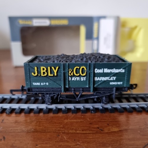 Tri ang wrenn w5000 coal - tri-ang, wagon