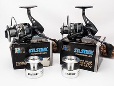 BOXED - PAIR OF OLD SCHOOL SILSTAR FD700 FIXED SPOOL REELS