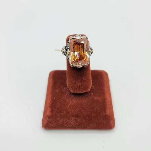 Vtg ring topaz - ring,