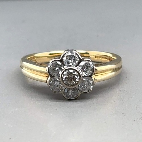 18ct yellow gold diamond daisy - 18ct,