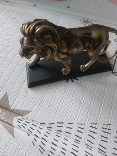 Lion statue resin - lion,