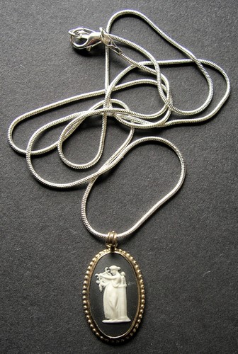 Wedgwood pendant chain set - wedgwood,