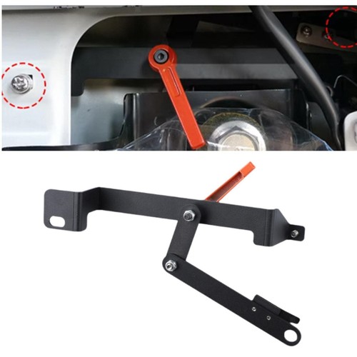Rear trunk tailgate - rear, handle