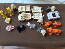 LEGO DUPLO BRICKS TIGERS ,GIRAFFES ,SAFARI FIGURES ETC 