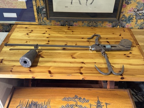 Antique avery butchers - w&t,