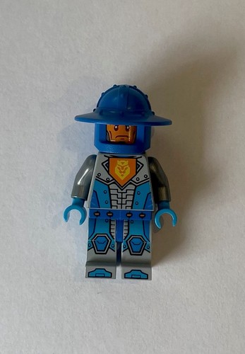 Lego minifigures nexo knights - nexo,