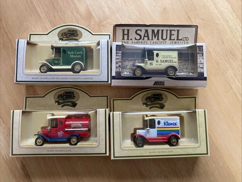 Diecast metal replicas - metal,