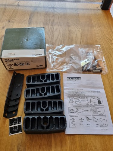 Exodus roof bar fitting - roof,
