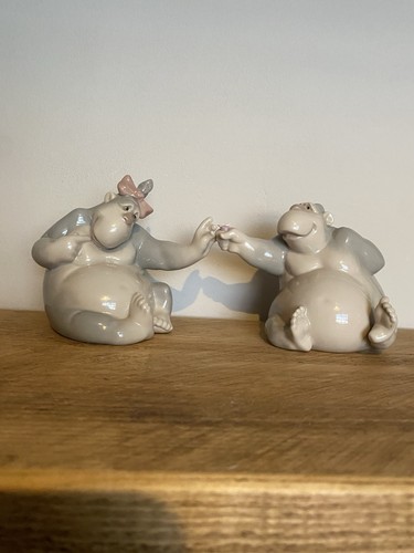 Beautiful vintage lladro nao - beautiful,