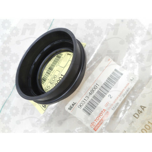 Rear wheel hub oil fender - wheel,