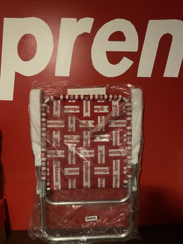 Supreme beach chair towel - supreme,