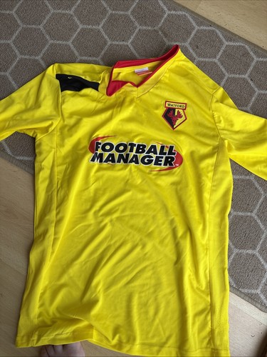 Watford shirt size large - fc,