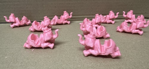 Scale pink elephant ride - 1/50,