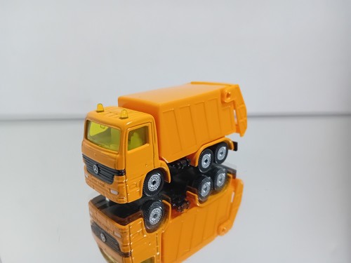 Siku mercedes refuse truck - siku,