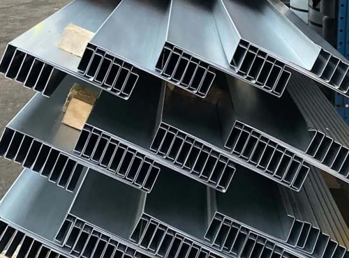 175mm section purlins - z,