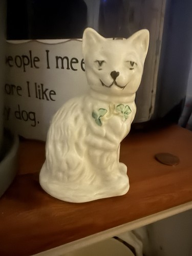 Belleek classic quizzical cat - belleek,