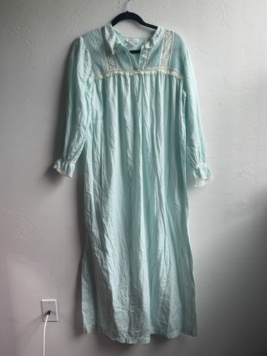 Barbizon 1970s vintage - , light
