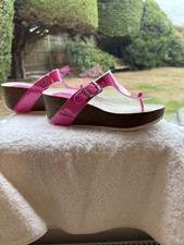 Supergra Size 5 Hot Pink Wedge