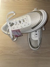 Ladies White Shoes Size 4