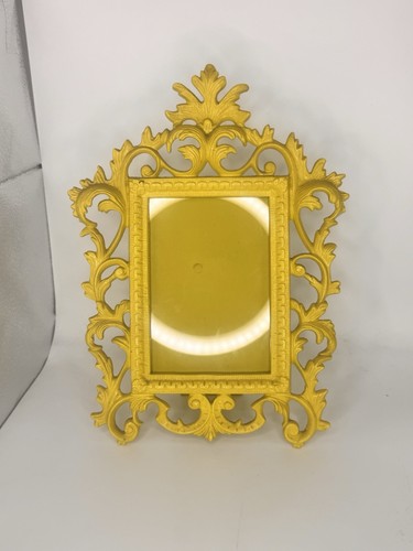 Yellow cast iron photo - photo, frame