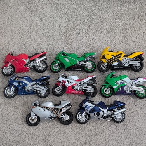 Job lot maisto 18 - 8x, scale
