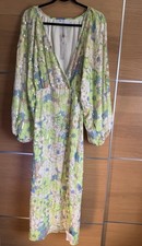 ASOS Size 8 Green Floral