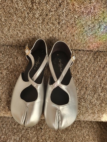 Split toe tabi - toe, style