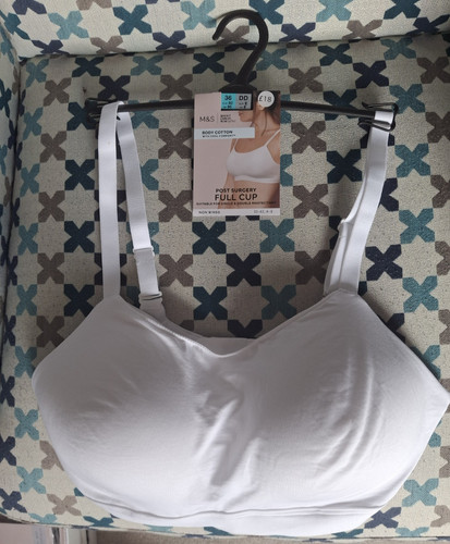 White 36dd post - white,