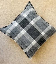 DFS Cushion